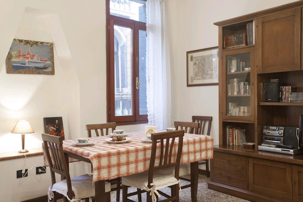 Locappart San Polo Veneţia Exterior foto
